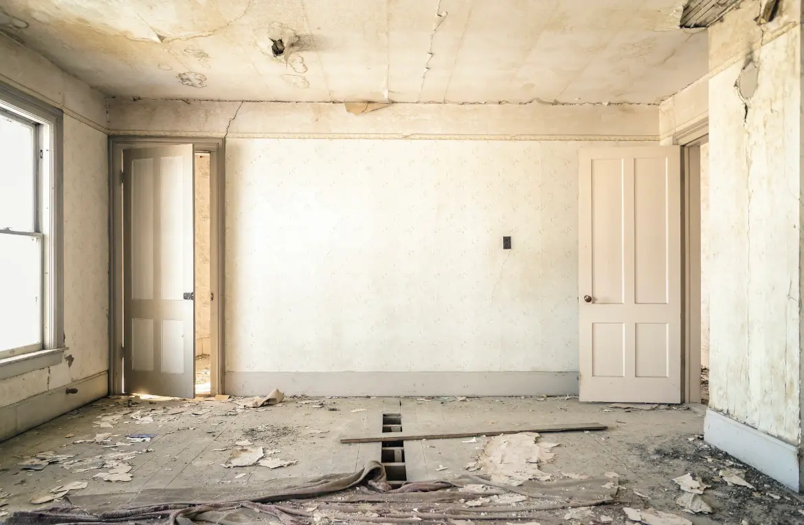 Waste disposal crew managing a cleanout project in Loxahatchee Groves